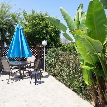 Protaras Holiday House Παραλίμνι
