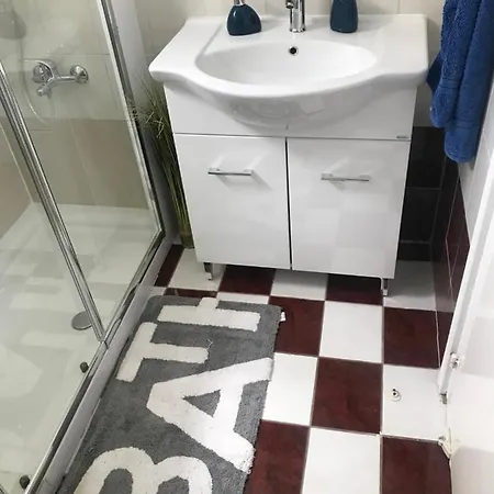 Protaras Holiday House * Παραλίμνι